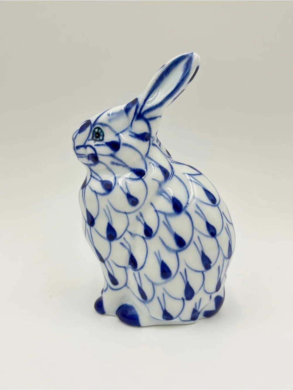 Andrea by Sadek Vintage Blue and White Fishnet Porcelain Bunny Rabbit Figurine